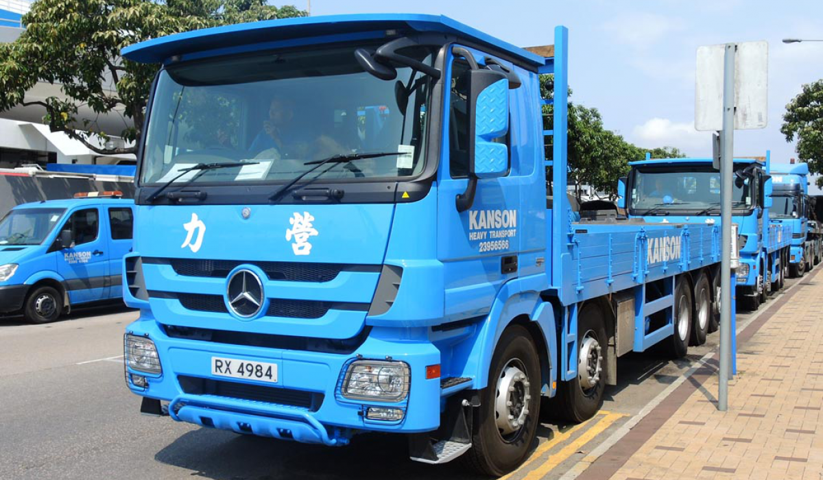 MERCEDES-BENZ-4841